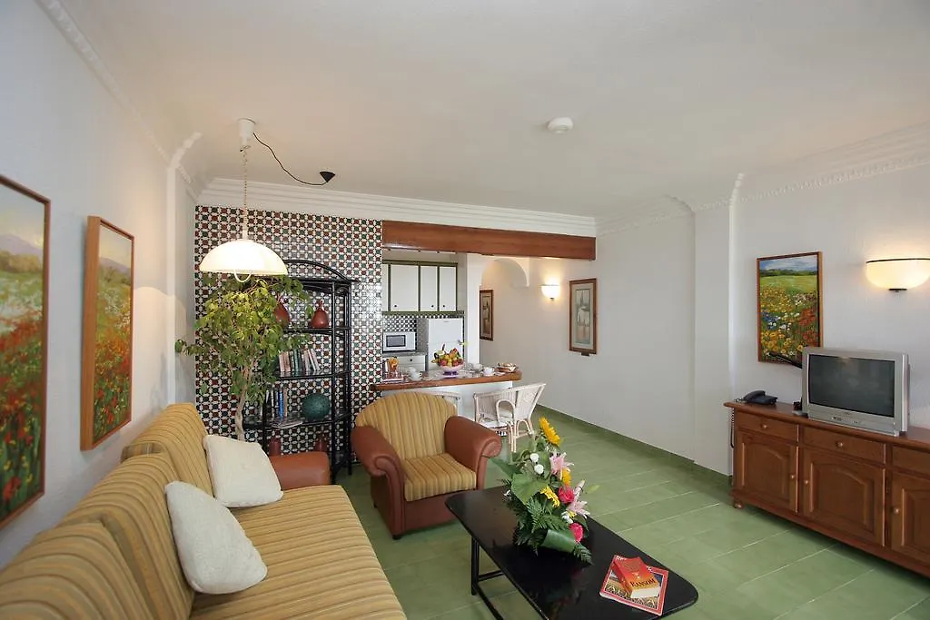 Apartamentos Perla Marina ネルハ 0*,  スペイン