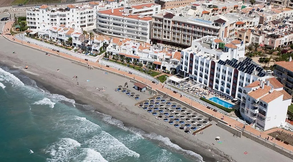Apartamentos Perla Marina ネルハ