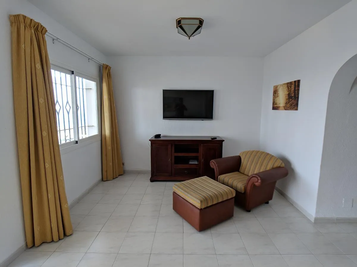 Apartamentos Perla Marina Nerja İspanya